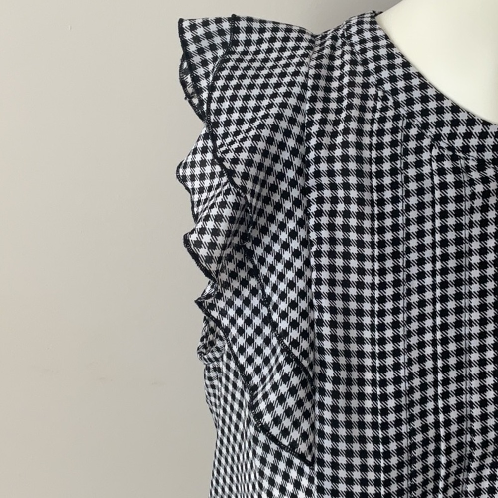 Elle Ruffle Sleeve Blouse - Picture 4 of 8